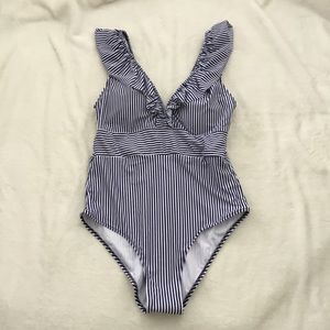~NAVY AND WHITE STRIPED ONE PIECE SWIMSUIT~